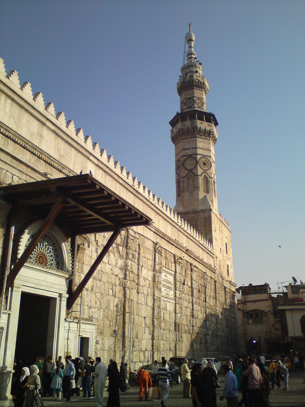Mosquée Omeyyade: mur occidental et Minaret al-Gharbiyya, en novembre 2010 