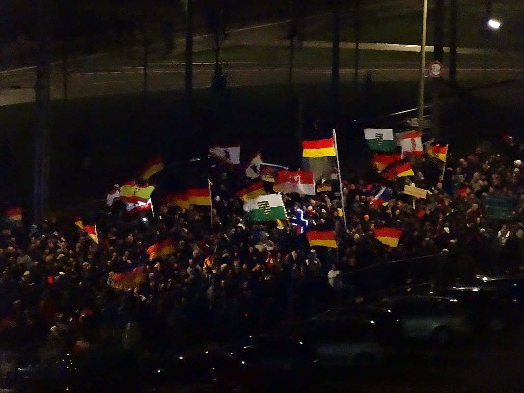 Le 12 janvier, la manifestation Pegida à Dresde a réuni plus de 25.000 personnes. Depuis, le mouvement semble en perte de vitesse © Wikimedia Commons – Kalispera Dell